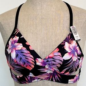 VS Pink - Gym to Swim sports bra/bikini top